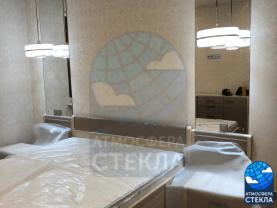 Стеклянные фартуки и облицовка зеркалом